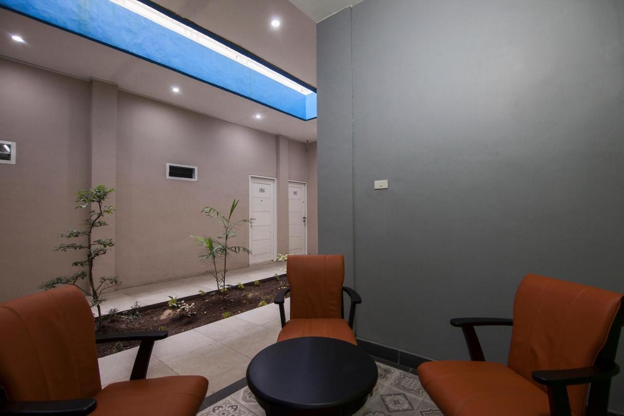 Rap Hotel Balige Luaran gambar